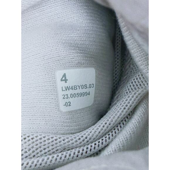 Lululemon Womens Wunder Puff Cropped Vest Size 4 Natural Ivory Outdoor Hiking - Picture 6 of 11